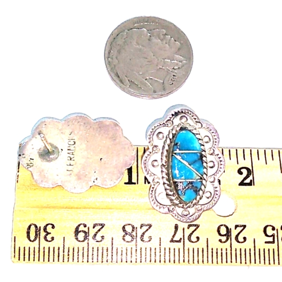 Native American Natural Turquoise Inlay Hand Stamped Scalloped Sterling Silver - Picture 14 of 16